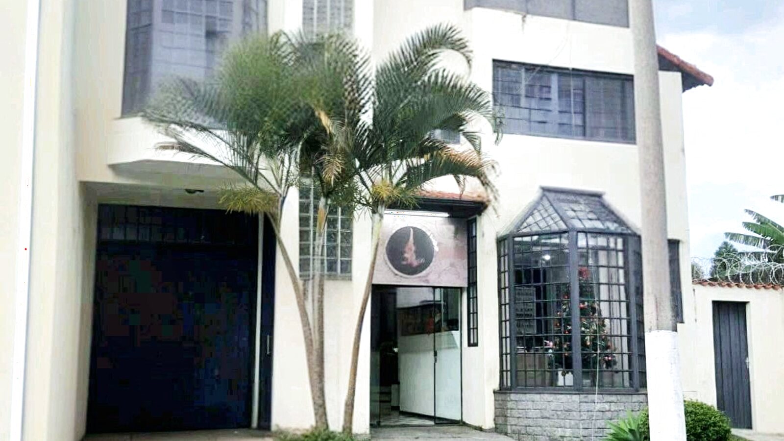 Sobrado comercial na Varginha