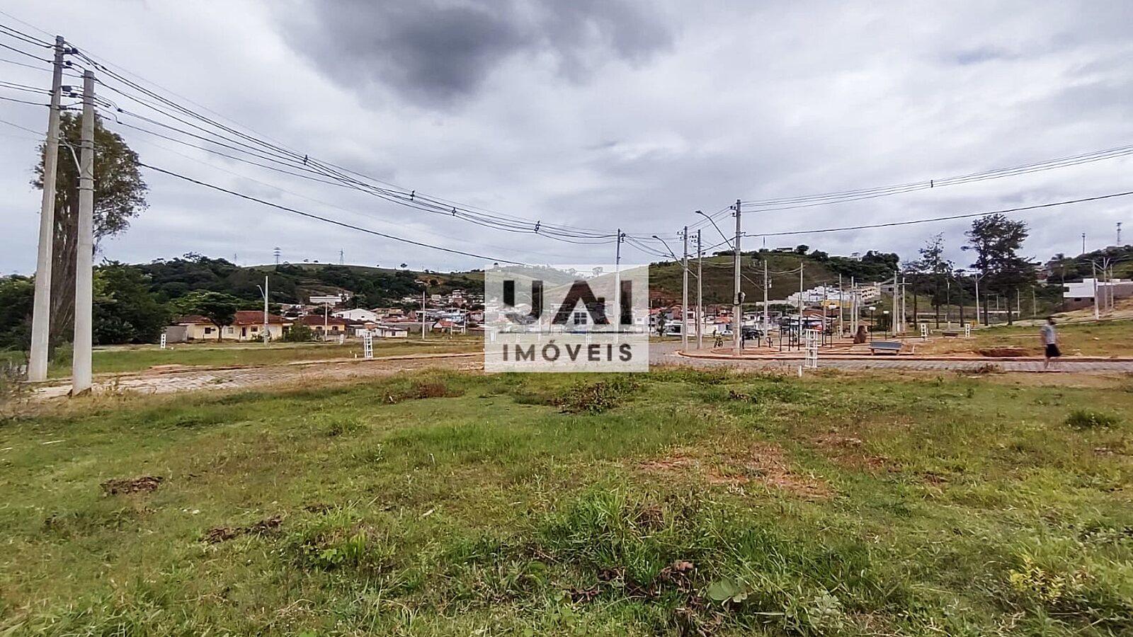 Lote de esquina na Santa Terezinha, Itajubá-MG