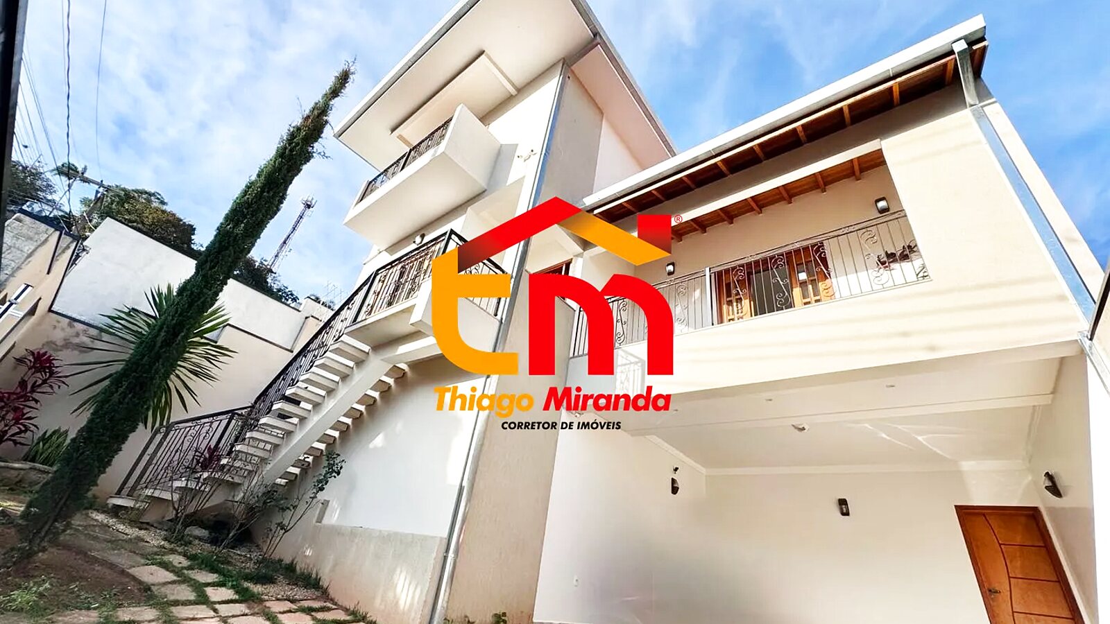 Sobrado de 3 quartos no Morro Chic, 275 m²